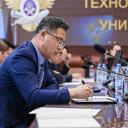 РТУ МИРЭА посетила делегация Шаньдунского научно-технического университета