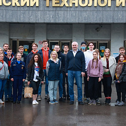 Студенты-добровольцы РТУ МИРЭА отправились в традиционный патриотический автопробег