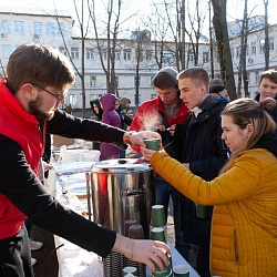 В РТУ МИРЭА отпраздновали Масленицу