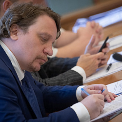 Ректор РТУ МИРЭА принял участие в круглом столе в Минобрнауки России по вопросам патриотического воспитания