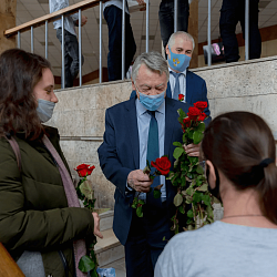 Приближение Международного женского дня отметили в РТУ МИРЭА