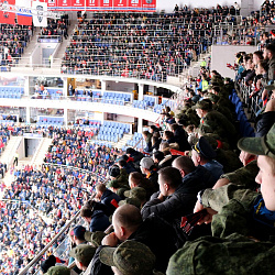Студенты военного учебного центра посетили матч по хоккею