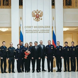 Ректор Университета С. А. Кудж встретился с заместителем Председателя Совета Федерации Российской Федерации, Президентом Российского союза спасателей, Ю.Л. Воробьёвым на чествовании добровольцев-спасателей молодёжного крыла РОССОЮЗСПАСа
