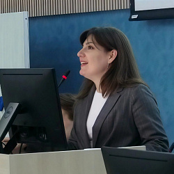 Первокурсники ИТХТ имени М.В. Ломоносова познакомились с возможностями студенческой науки и программой элитной подготовки