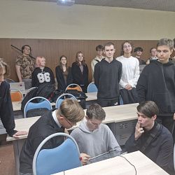 Кафедра экономики РТУ МИРЭА презентовала новый программный продукт «Экономический биатлон»