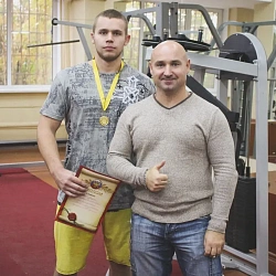 В спорткомплексе кампуса МИРЭА состоялось второе первенство вуза по пауэрлифтингу