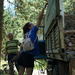 Добровольцы РТУ МИРЭА вернулись из Национального парка «Приэльбрусье»