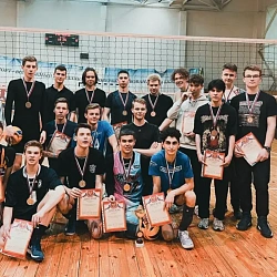 В РТУ МИРЭА завершился турнир по волейболу среди мужских команд