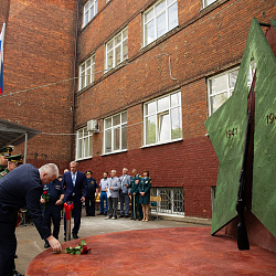 В военном учебном центре при РТУ МИРЭА открыли Мемориал «Студентам и преподавателям, ушедшим на фронт»
