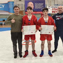 Студенты РТУ МИРЭА завоевали две медали турнира по боевому самбо