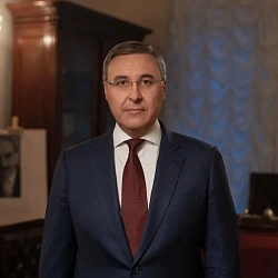 Глава Минобрнауки Валерий Фальков поздравил ученых с Днем российской науки