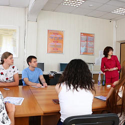 В Институте экономики и права прошла встреча студентов с представителем кадрового Холдинга АНКОР Татьяной Баскиной
