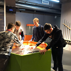 Студенты Колледжа приборостроения и информационных технологий посетили Музей занимательных наук «Экспериментаниум»
