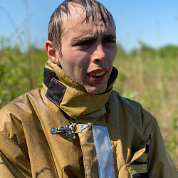 Студенты-спасатели ВСКС ликвидируют пожары на Урале и в Западной Сибири