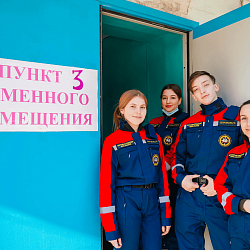 На протяжении месяца добровольцы ЦСО ВСКС оказывают помощь жителям ДНР и ЛНР