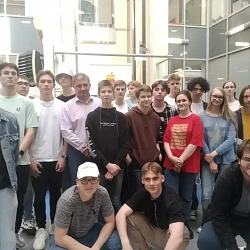 Студенты Колледжа программирования и кибербезопасности посетили Музей техники Apple