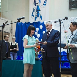 6 июля в кампусе на улице Стромынка  состоялось торжественное вручение дипломов выпускникам 2015 года, окончившим Университет с отличием.