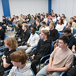 Студенты РТУ МИРЭА побывали на встрече с представителями Департамента образования и науки города Москвы «Новые горизонты Вашей карьеры»