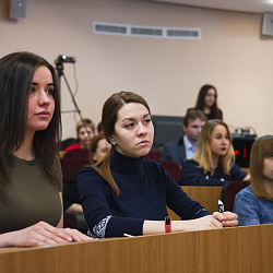 Состоялась встреча проекта «Диалог на равных» с Максимом Поташёвым
