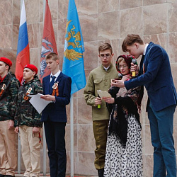 В Колледже программирования и кибербезопасности прошли торжественные мероприятия в честь Дня Победы