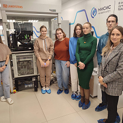 Студенты Института перспективных технологий и индустриального программирования посетили Научно-образовательный центр биомедицинской инженерии