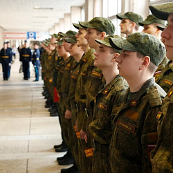 Состоялось торжественное вручение погон выпускникам военной кафедры РТУ МИРЭА