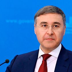 Валерий Фальков поздравил учёных с Днём российской науки