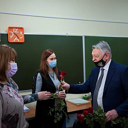 В РТУ МИРЭА начались мероприятия в честь 8 Марта
