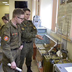 Военный учебный центр РТУ МИРЭА провёл межвузовскую конференцию ко Дню военного связиста