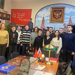 Студенты Института кибербезопасности и цифровых технологий РТУ МИРЭА посетили Экспертно-криминалистический центр УВД по Северо-Западному административному округу ГУ МВД России по городу Москве