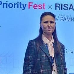 Сотрудники Института кибербезопасности и цифровых технологий РТУ МИРЭА приняли участие в тематических треках PRIORITI FEST — форума лучших практик программы «Приоритет-2030»