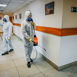 Добровольцы отряда ВСКС РТУ МИРЭА провели санитарную обработку и дезинфекцию помещений учебных заведений Москвы