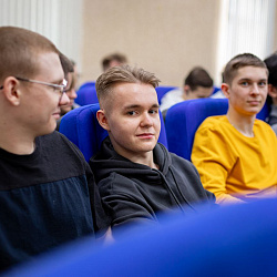 Представители Загорского оптико-механического завода провели встречу для студентов ИПТИП