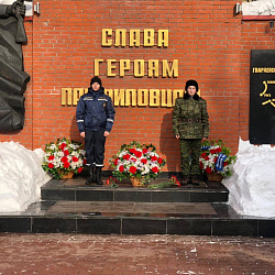 Добровольцы ВСКС почтили память защитников Отечества по всей стране