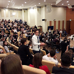 Студенты Института ИНТЕГУ приняли участие в заседании круглого стола в Госдуме РФ