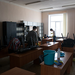 В Колледже состоялись субботники