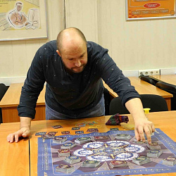 Студенты научного сообщества ИЭП встретились с одним из ведущих игротехников М. Лисициным