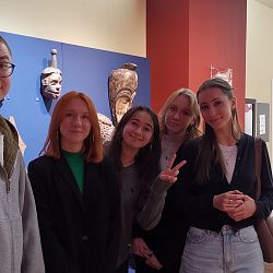 Студенты ИПТИП РТУ МИРЭА узнали о трендах в дизайне интерьера на лекции в музее «Искусство Африки»