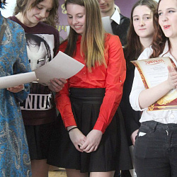 Студентка университета стала победительницей II Фестиваля авторской песни и каверов «Звучит струна — поет душа»