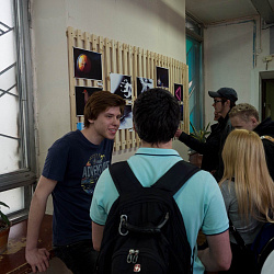 В Колледже приборостроения и информационных технологий состоялось открытие выставки работ воспитанников фотоклуба «Выстрел»