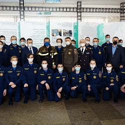 Андрей Турчак и Игорь Кобзев встретились с добровольцами ВСКС в Иркутске