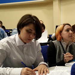 Студенты ФТИ приняли активное участие в Международном конгрессе «Дизайн. Материалы. Технология»