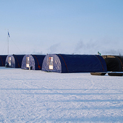 Арктическая экспедиция университета: новая техника прошла испытания на Северном полюсе