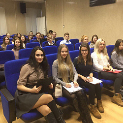 Кафедра КБ-10 «Экономическая безопасность» провела для студентов круглый стол на тему «Теневые процессы в российской экономике: понятие, механизм противодействия»