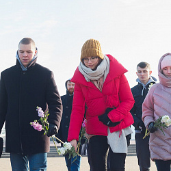 Участники молодёжного патриотического автопробега посетили Ростов-на-Дону