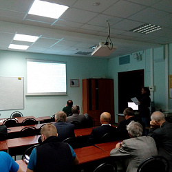 В университете прошёл традиционный семинар «Физика конденсированного состояния»