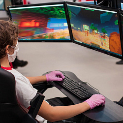 Российское движение школьников представило новый игровой сервер Minecraft с достопримечательностями нашей страны в Детском технопарке «Альтаир» РТУ МИРЭА