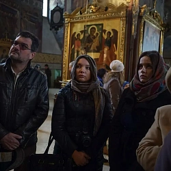 Группа студентов и преподавателей университета посетила Троице-Сергиеву Лавру
