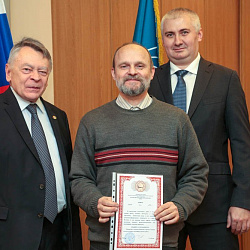 В университете прошло заседание Ученого совета университета и поздравление юбиляров