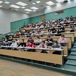В феврале РТУ МИРЭА провёл образовательные мероприятия не только для школьников, но и для взрослых 